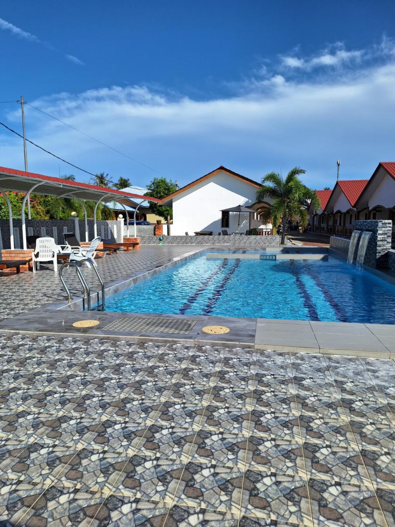 The Nutshell Chalet Langkawi Pantai Cenang  Exterior photo